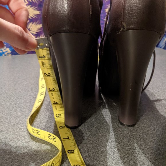 Brown Forever 21 6" high heels size 8 - Picture 2 of 8